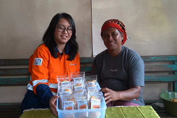 Snacks made by processing cassava